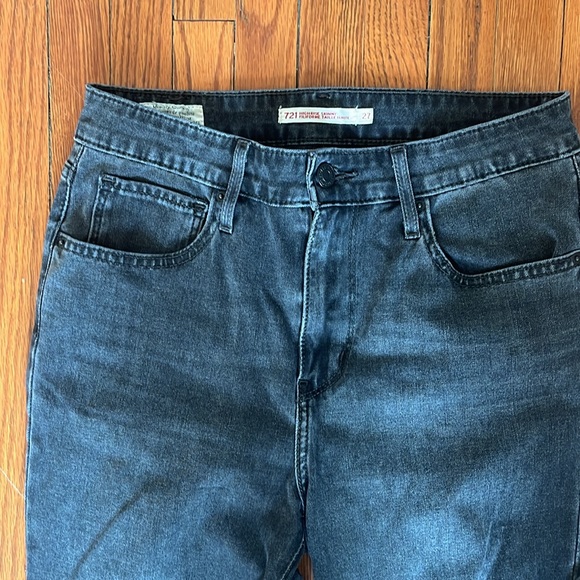 Levi’s 721High Rise Skinny Jeans - Picture 3 of 4